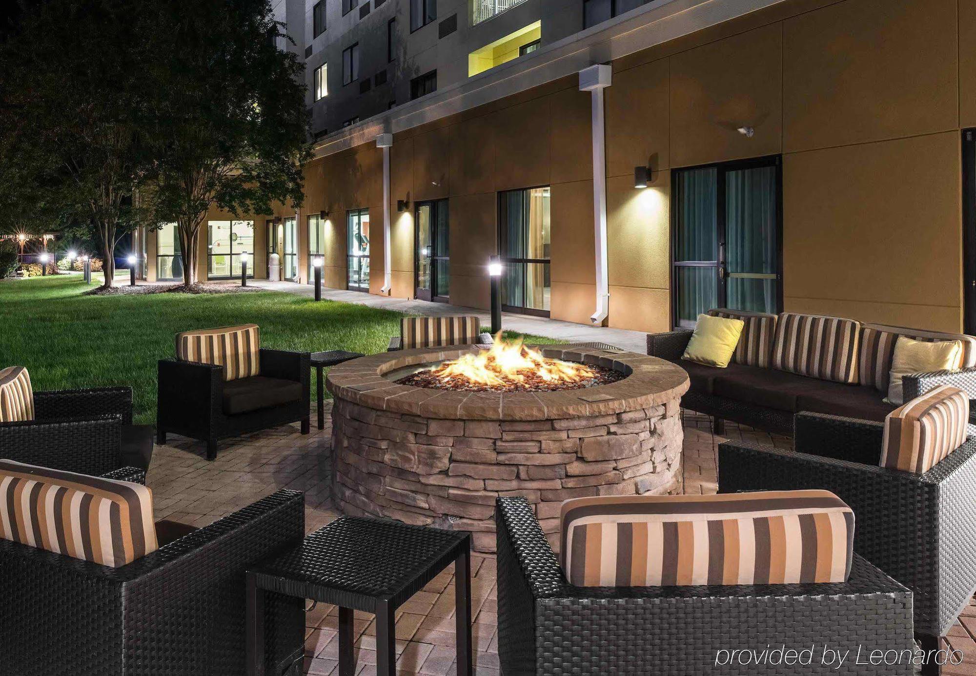 Hotel Courtyard By Marriott Charlotte Gastonia Esterno foto